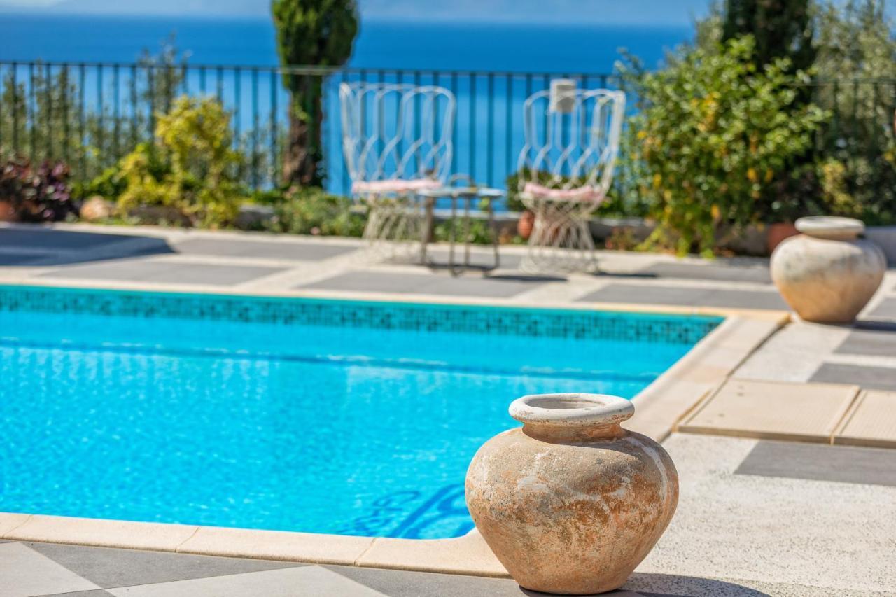 Garbis & Lourdata (Kefalonia)