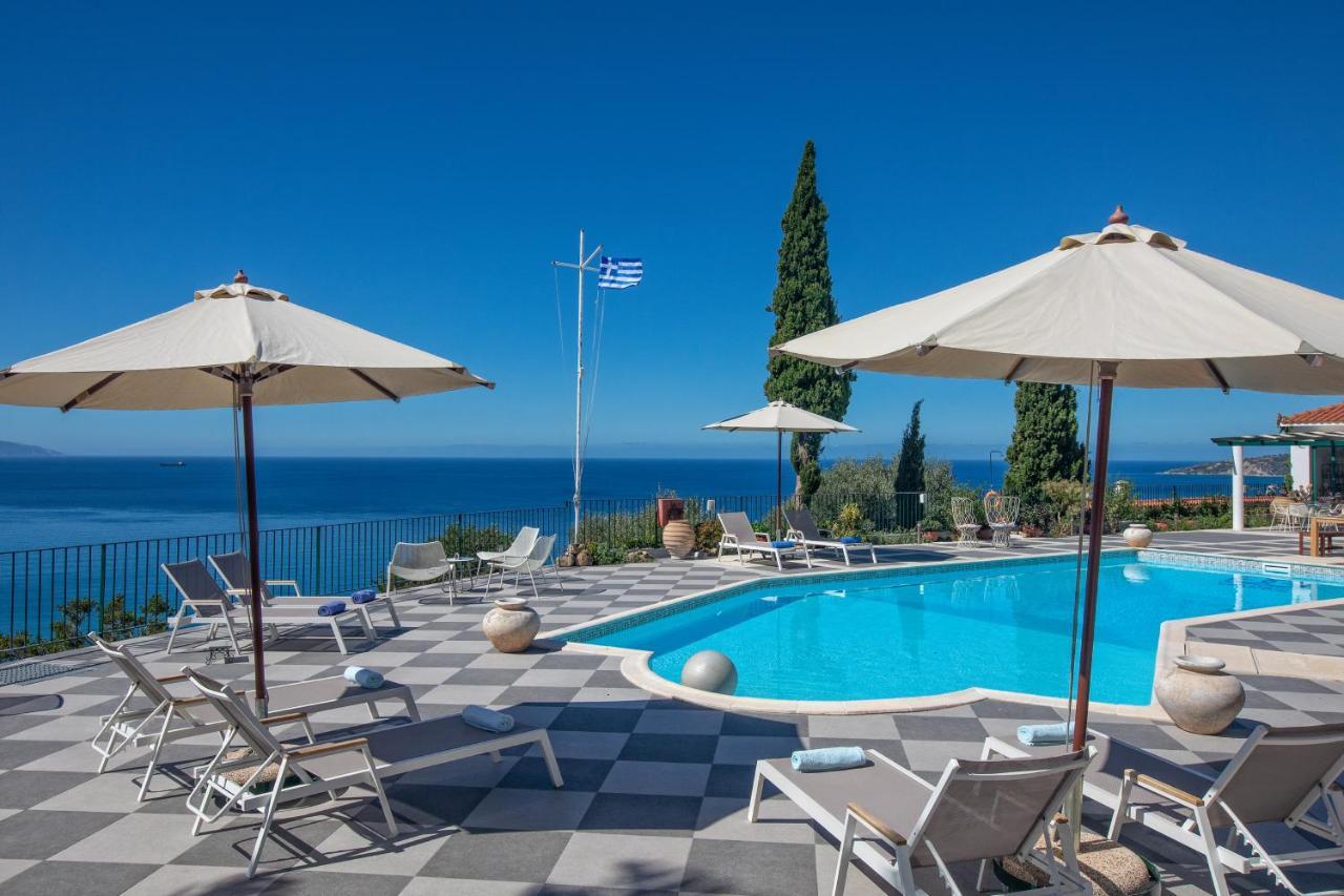 Garbis & 2* Lourdata (Kefalonia)