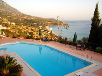 Aparthotel Garbis &