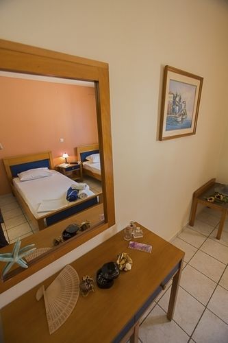Garbis & Lourdata (Kefalonia)