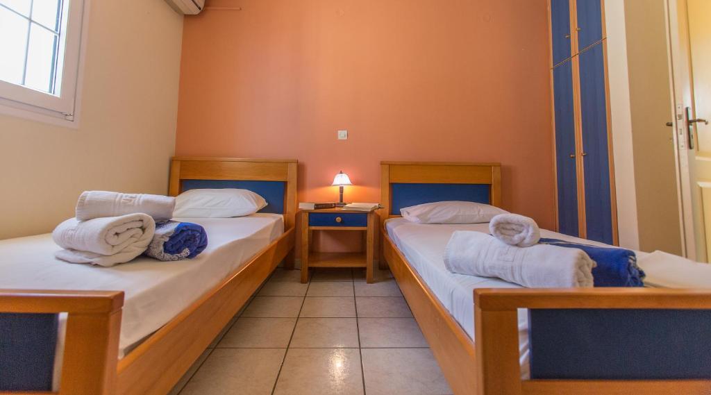 Garbis & Lourdata (Kefalonia)