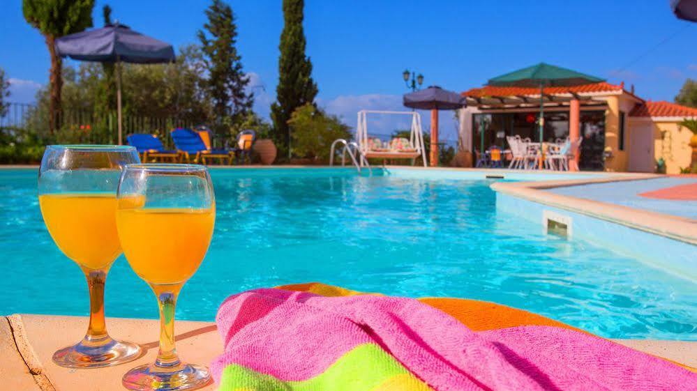 Aparthotel Garbis & 2*