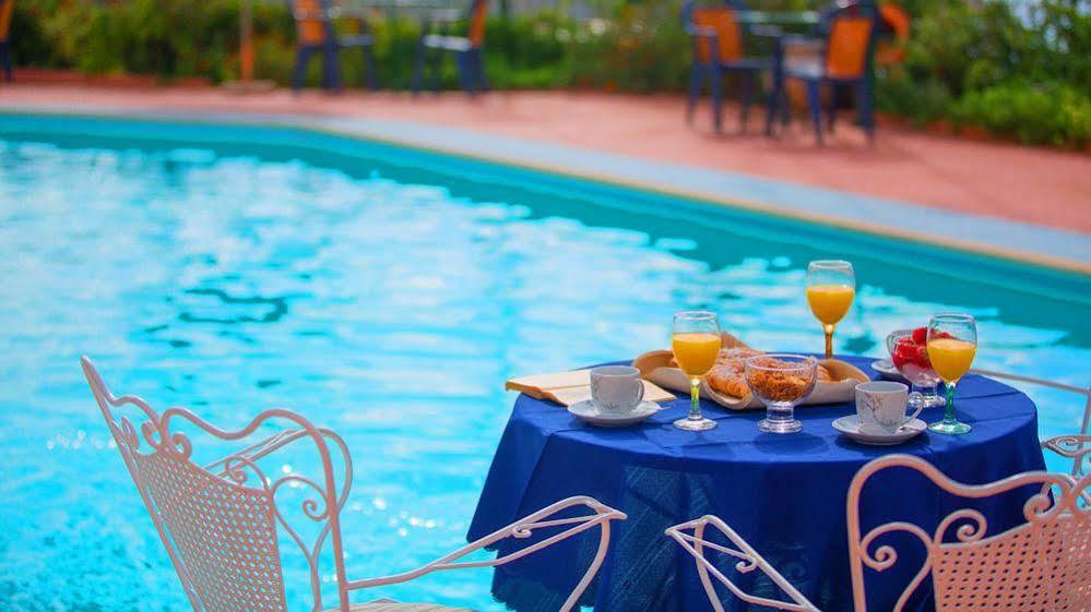 Aparthotel Garbis & Lourdata (Kefalonia)